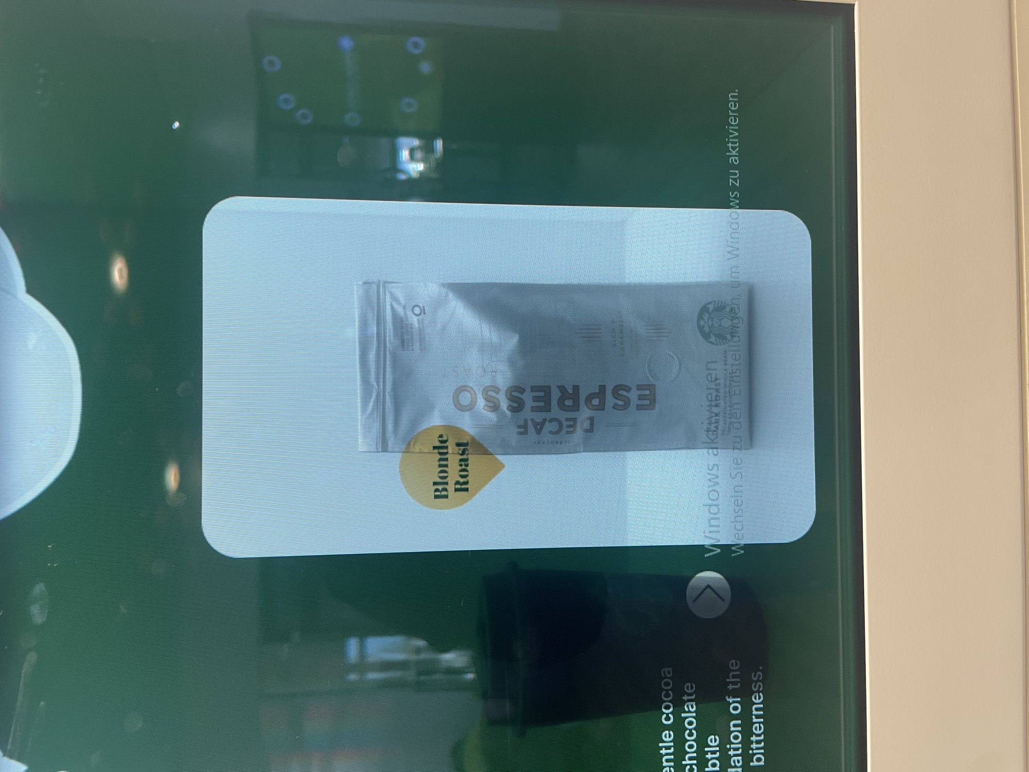 A coffee bag behind the screen with a highlight frame around it